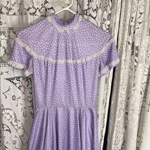 Vintage Lavender Floral‎ Dress